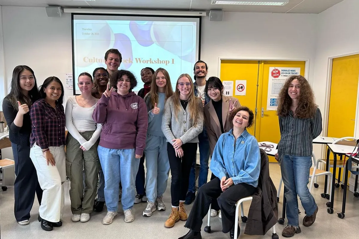 Participants and facilitators after the Culture Shock workshop in Dijon